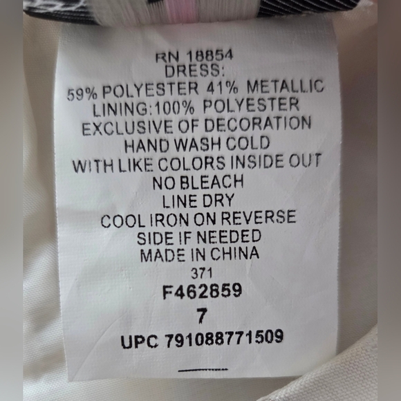 NEW RARE EDITIONS GOLD FORMAL DRESS. - Picture 6 of 6